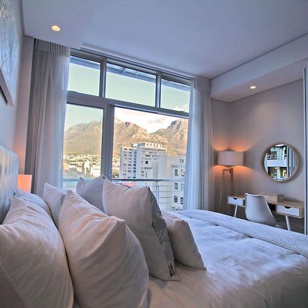 Sensational Sentinel Apartment Cape Town Exterior photo